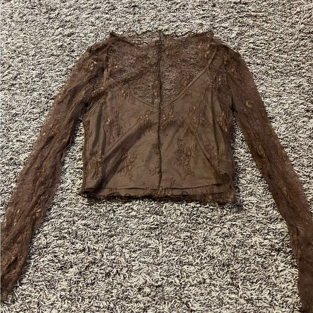 Lace Long Sleeve Cropped Top